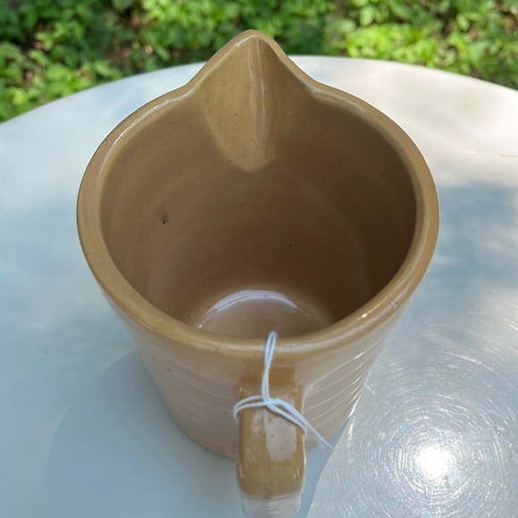 USA Pottery Measuring Cup/ Pitcher glazed beige burnt orange 3 cup capacity - Picture 3 of 4